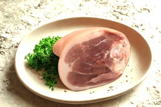 Bio Schwein Eisbein
